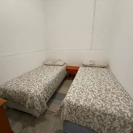 Town House Near The Appartement *